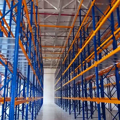 Rafturi pentru paleti