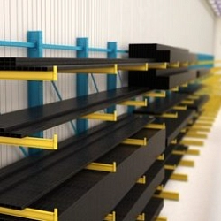 Sistem de rafturi Cantilever